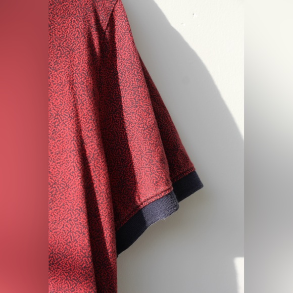 Patterned Red Polo - Picture 5 of 8